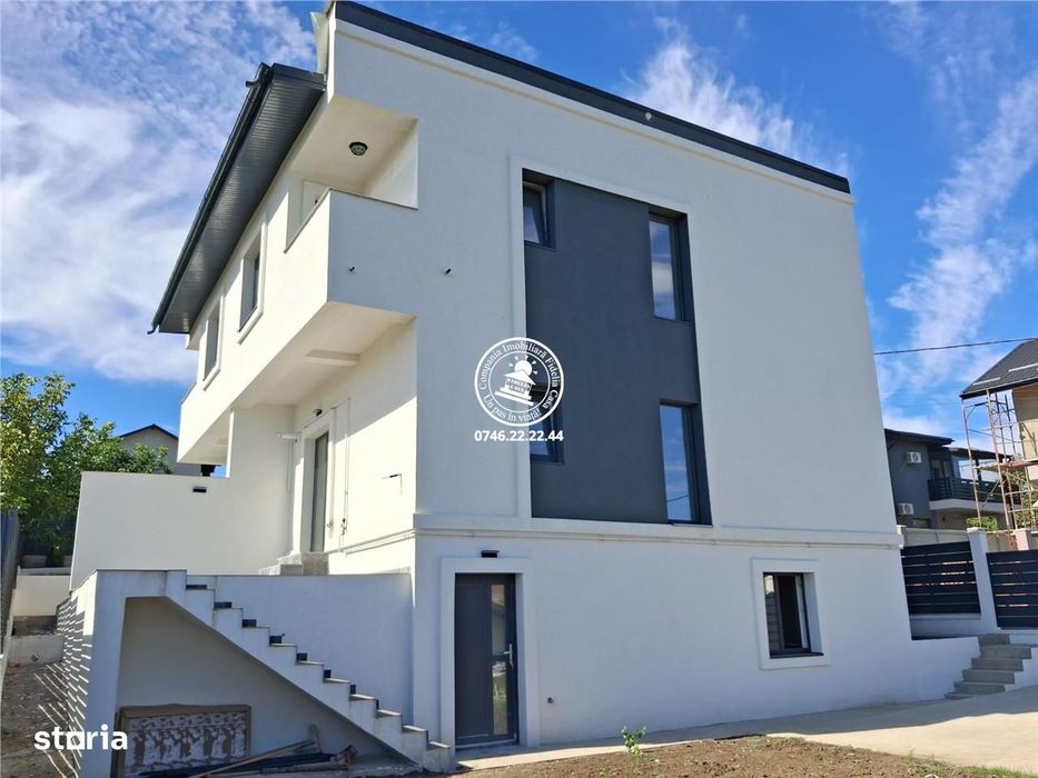 Vila  de vanzare  Rediu,