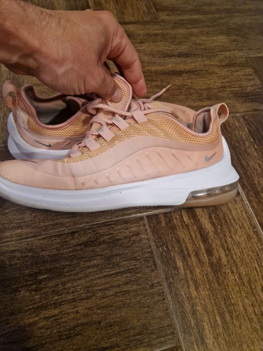 Vand  adidasi nike nr 40.5