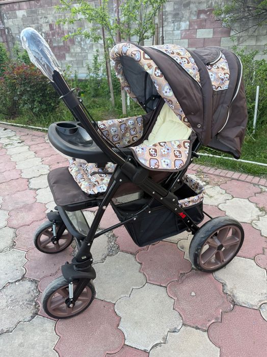 Коляска прогулочная новая