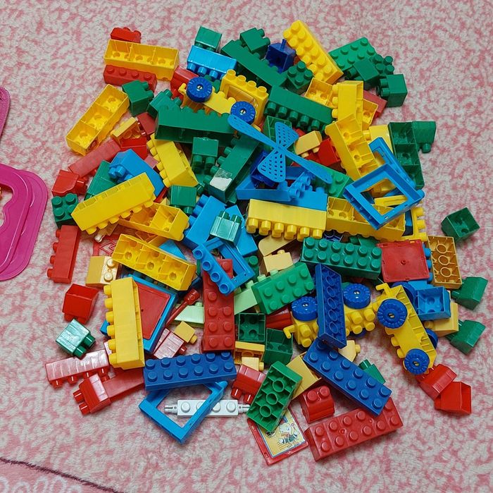 Конструкторы много