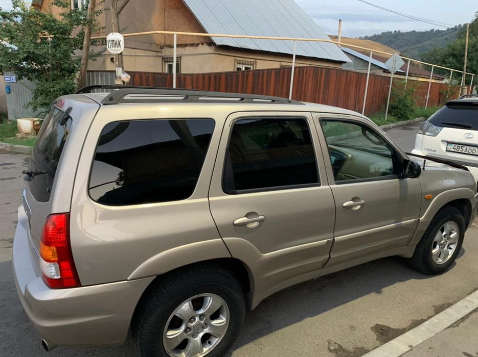 Mazda Tribute 2001