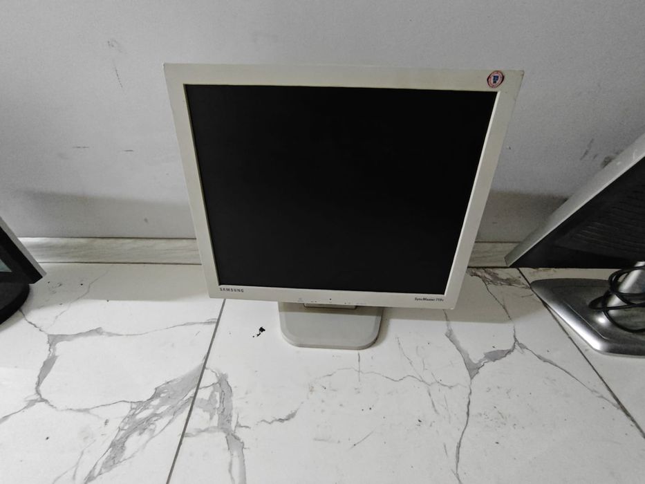 Мониторы недорого