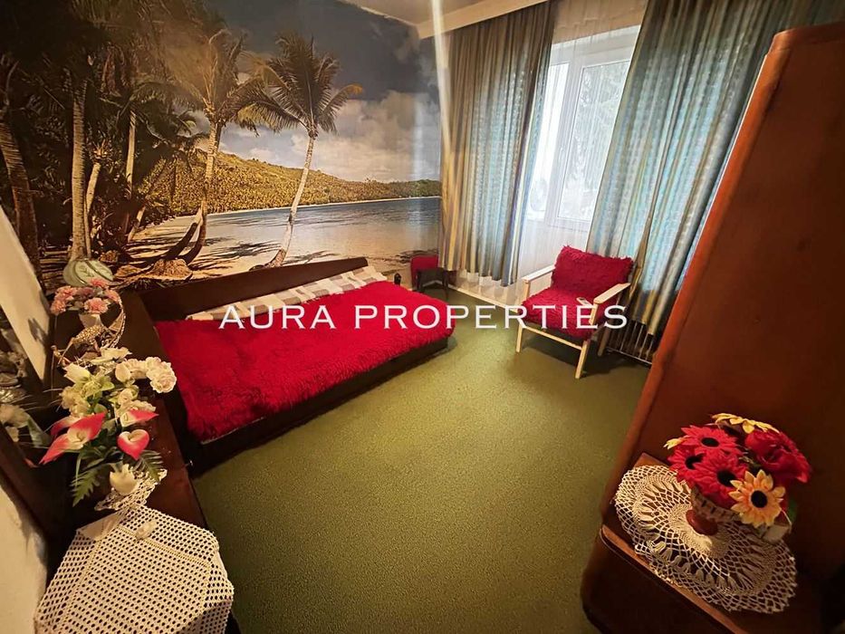 Продава се Двустаен апартамент в Разград, Орел - 62 кв.м за 864 €/кв.м - Снимка #2