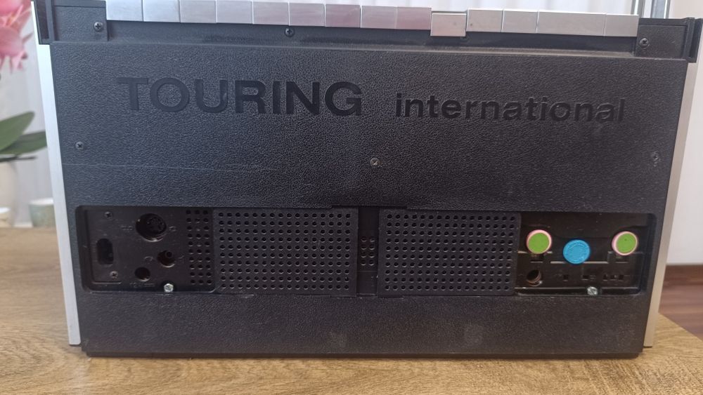 Radio ITT Schaub -Lorenz Touring studio 104