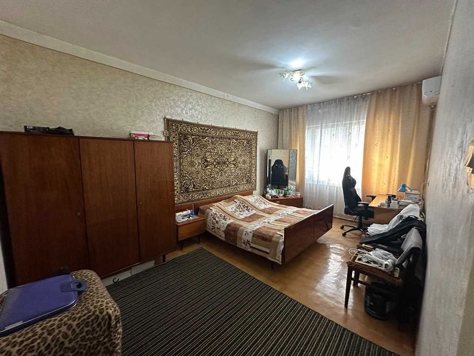 Продаю свою 3-х комн. квартиру 77 серии - 3/3/4 в Алмазарском районе