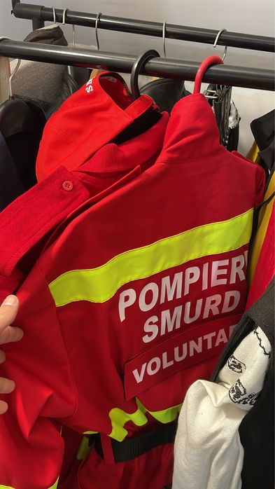 Combinezon Smurd Nefolosit