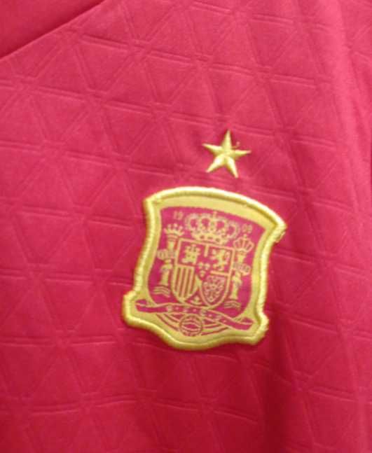 Оригинален екип на Испания от Евро 2016