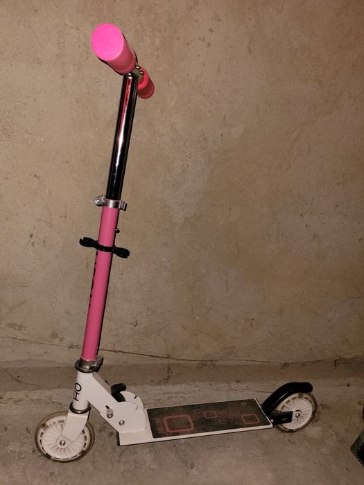 Тротинетка с 2 колела Moni