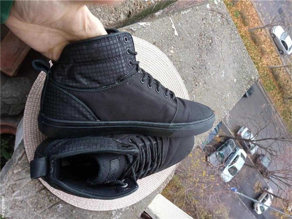 Bascheti Vans, marime 45, UK 10.5(29.5 cm)