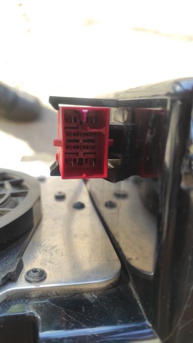 Бас бокс Audi A3 8L