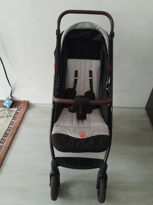 Продается коляска зима-лето