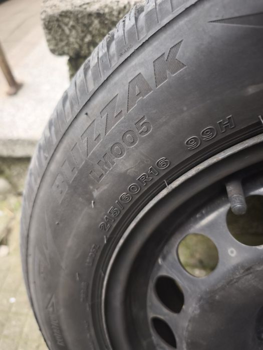 Зимни гуми с джанти Birgestone 215/60/R16