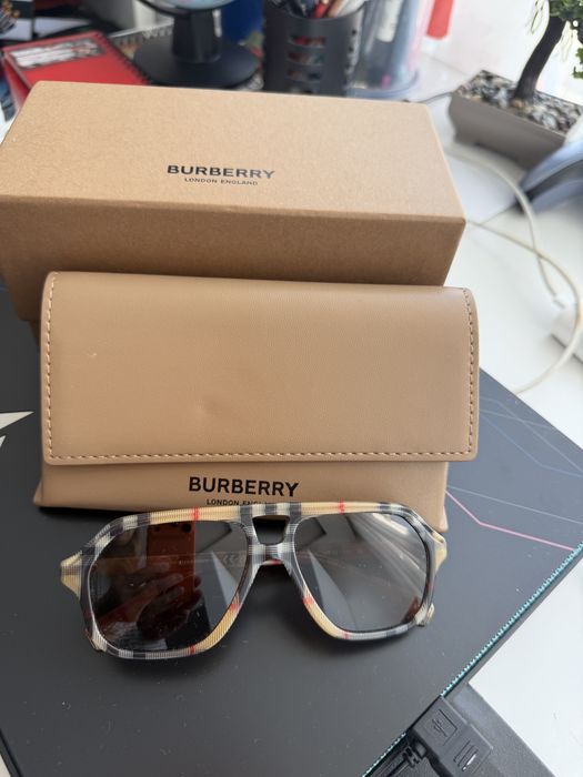 Детски очила Burberry