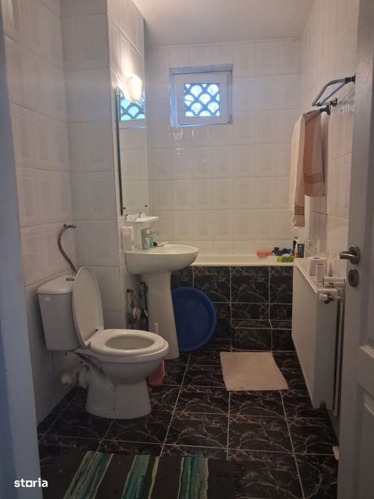 Apartament 4 camere – aproape de centru- confort, spatiu si liniste!