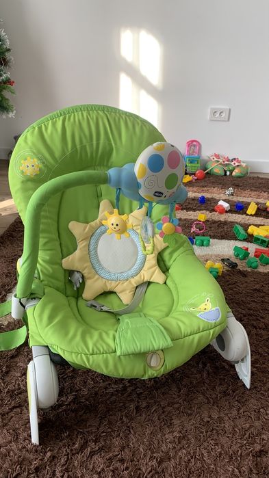 Шезлонг детский