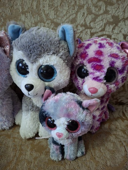 Игрушки мягкие .