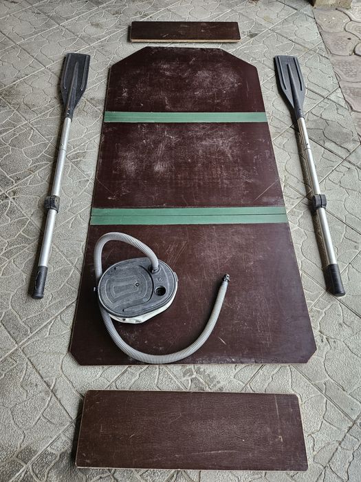 Лодка Инзер 250 гребная