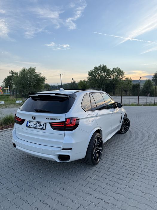 BMW X5 F15 M50D 381 cai an 2015 Alb Perlat//