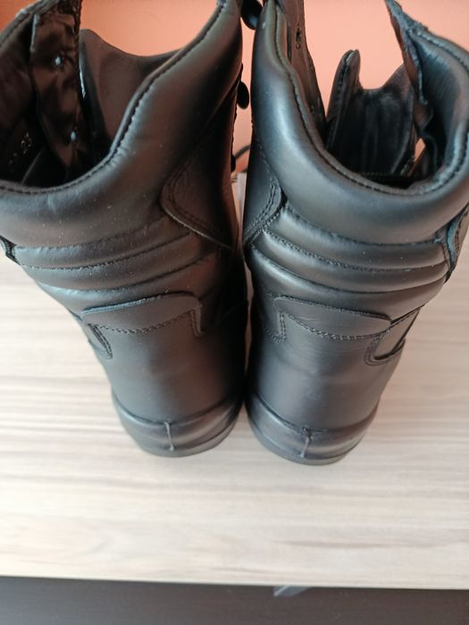 Зимни кубинки номер 43