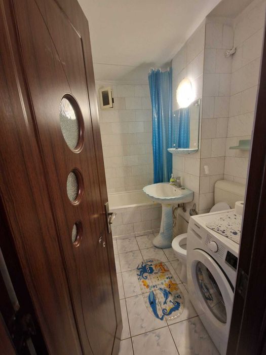 Apartament cu 3 camere decomandate – 70 mp | Spațios, mobilat și utilat