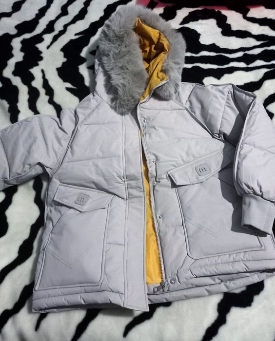 Kurtka palto sotiladi narxlari opisanyada