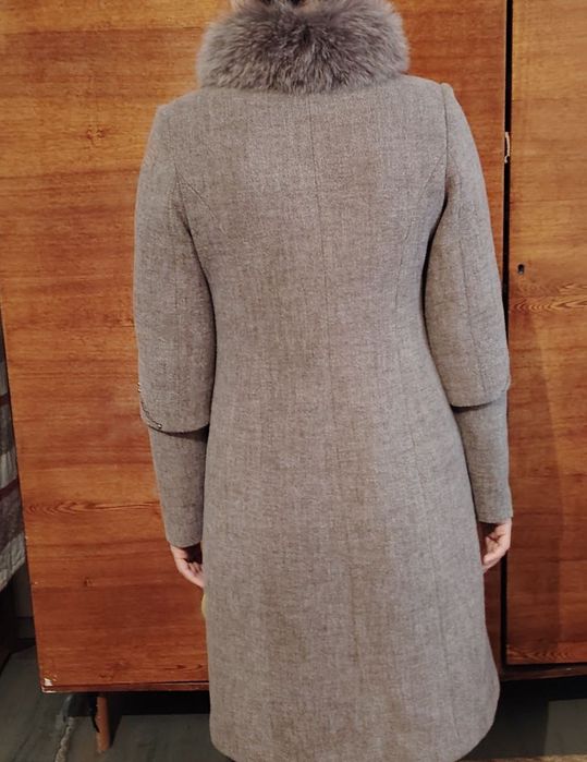 Ayollar qishgi paltoʻsi