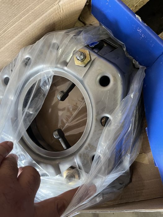 Продавам диск притискателен с палци за уаз