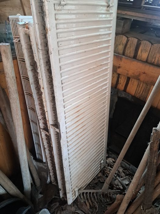 Панелни радиатори 3броя
