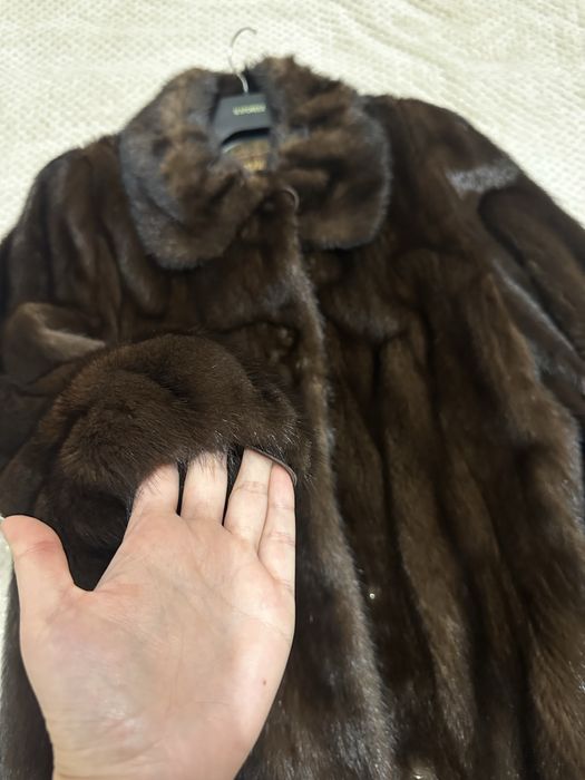 Продам норковую шубу