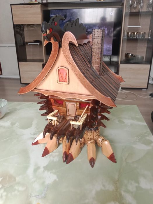 Шкатулка домик Бабы Яги.