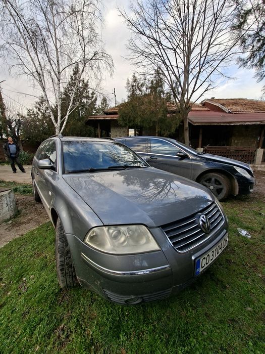 Продавам тези коли(на снимките)