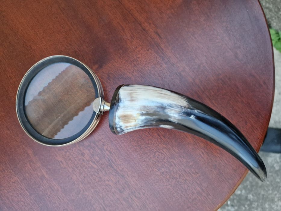 Красива антикварна английска лупа