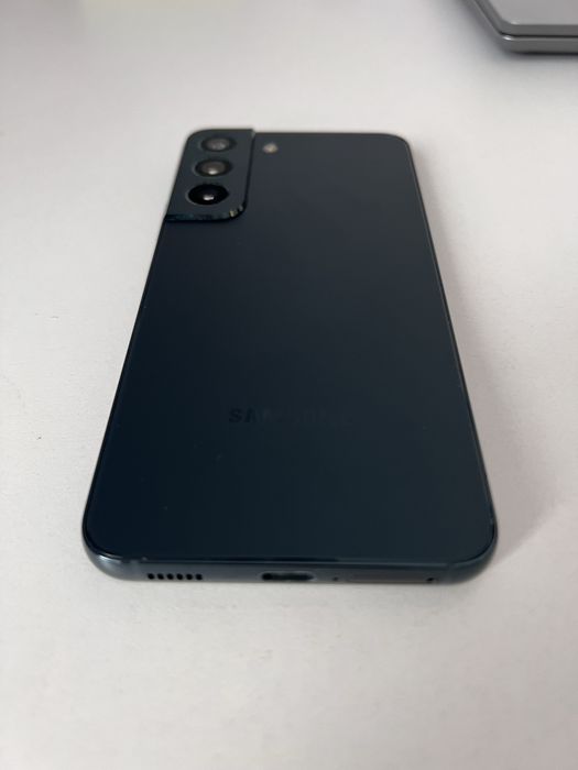 Samsung Galaxy S22 8GB RAM Dual SIM – Impecabil – Ca nou
