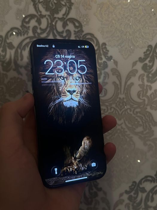 iPhone 15 pro 256g акб 88%