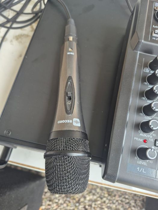 Set Statie + Boxe + Mixer (si microfon)