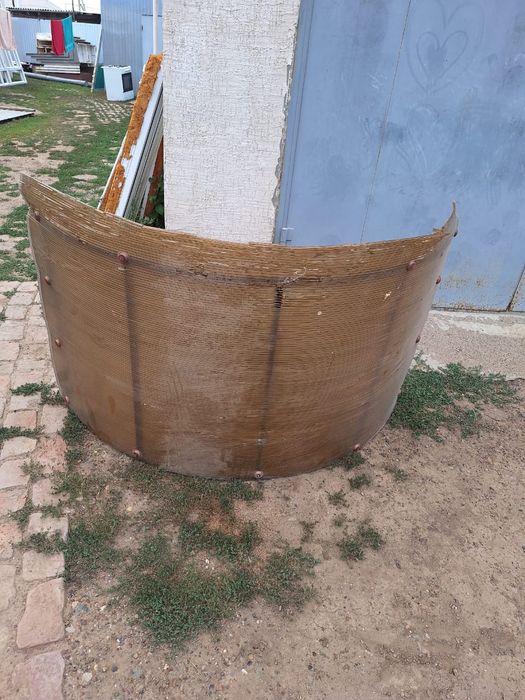 Продам козырек в хорошем состоянии