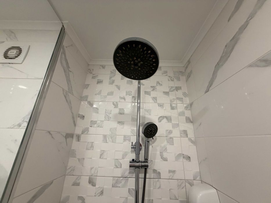 Комплект батерия за баня