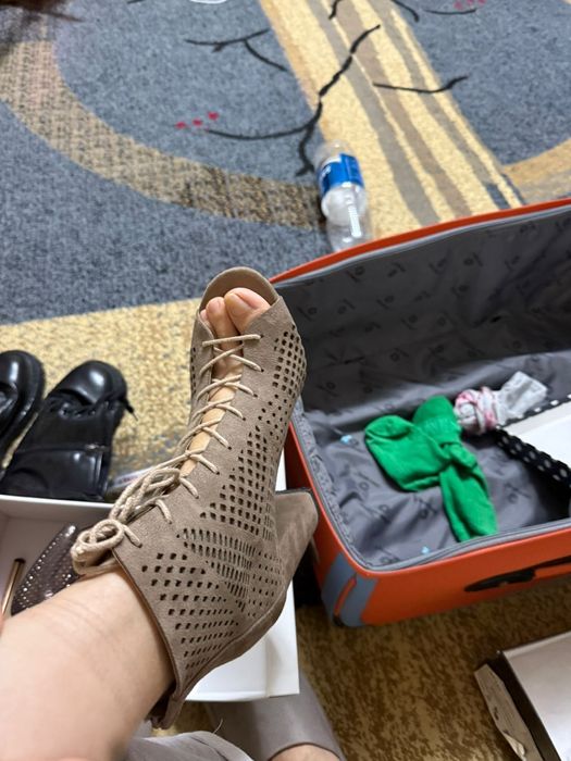 Обувь и одежда все б/у