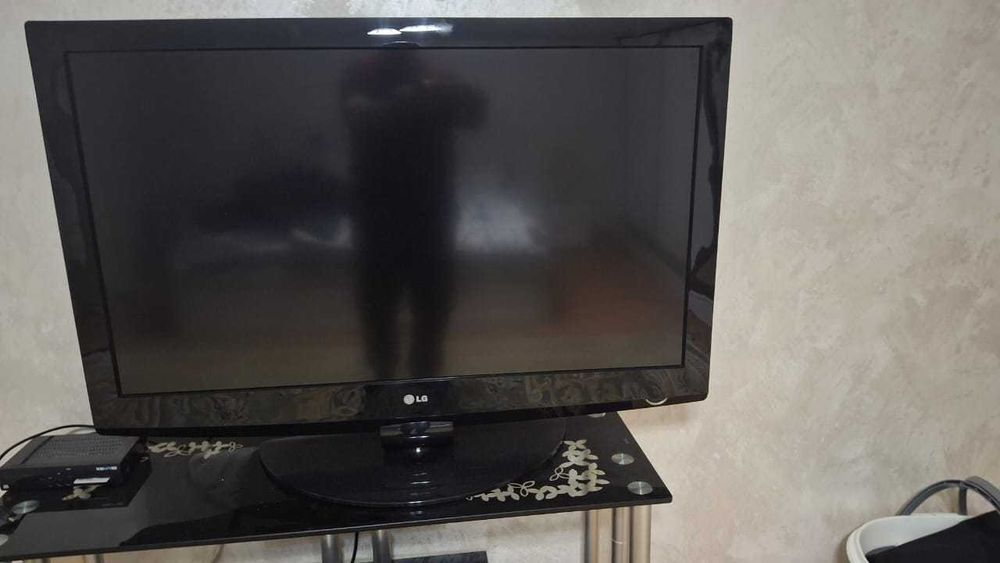 Жк Телевизор  LG