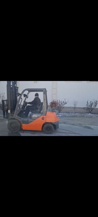 Автопогрузчик (кара,auto kara, kara)TOYOTA 8FG-25