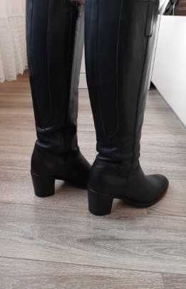 Ботуши от естествена кожа, номер 36 в перфектно състояние