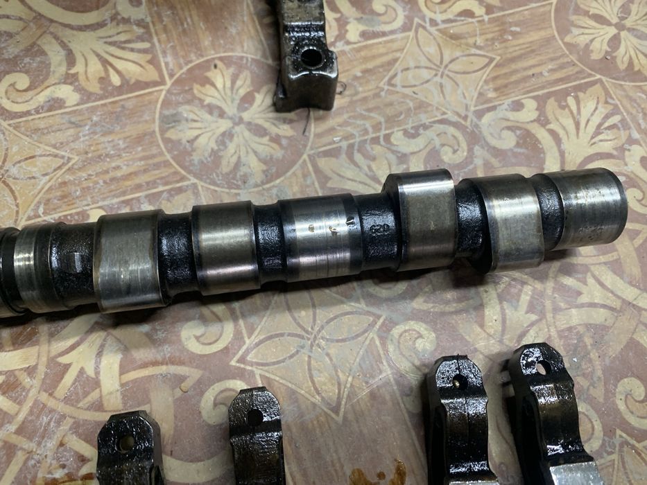 Распредвал с кулочками БМВ м40. 1.8