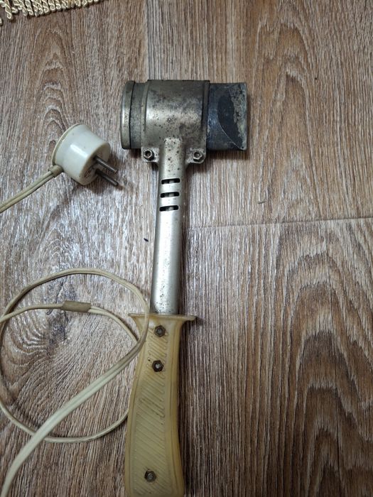 Паяльник  советский  эмп-100вт.