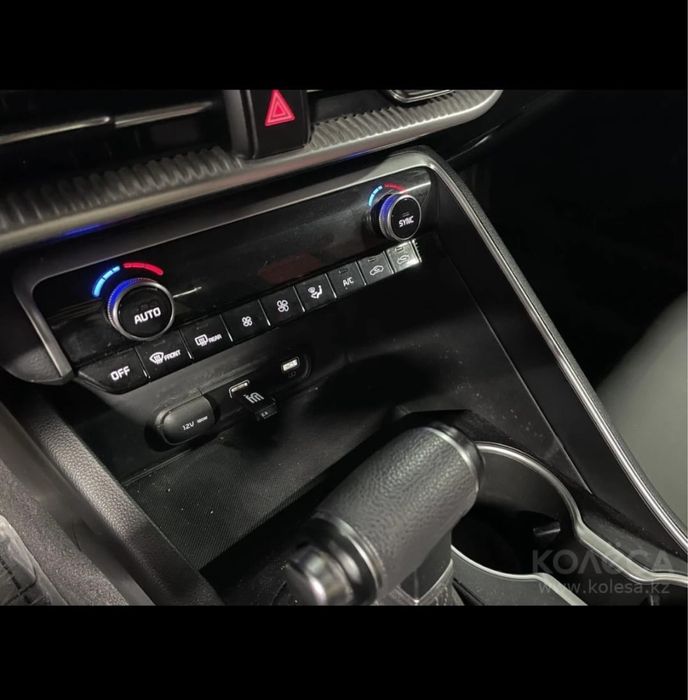 продаю kia k-5