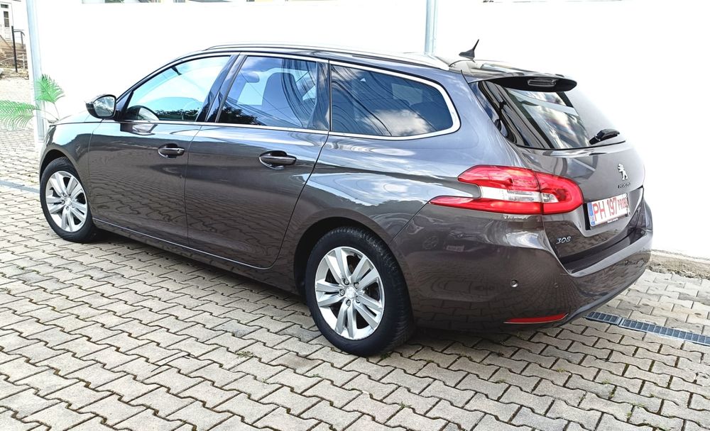 Peugeot 308 2015 / 11 Euro 6 Led Navi Panoramic 1.6 Hdi  120 cp 6+1 trepte