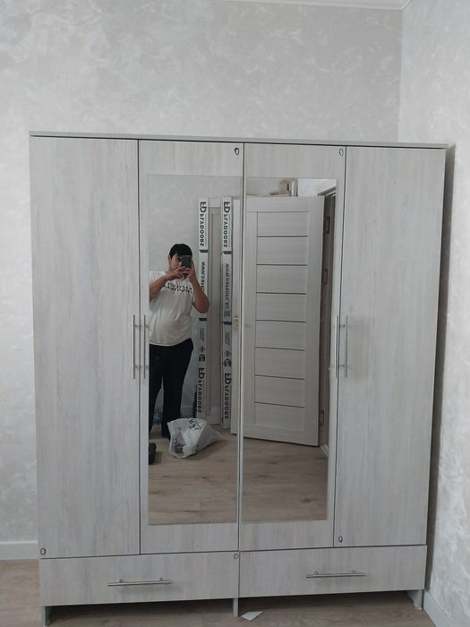 Шкаф.шкоф.гардегоб.