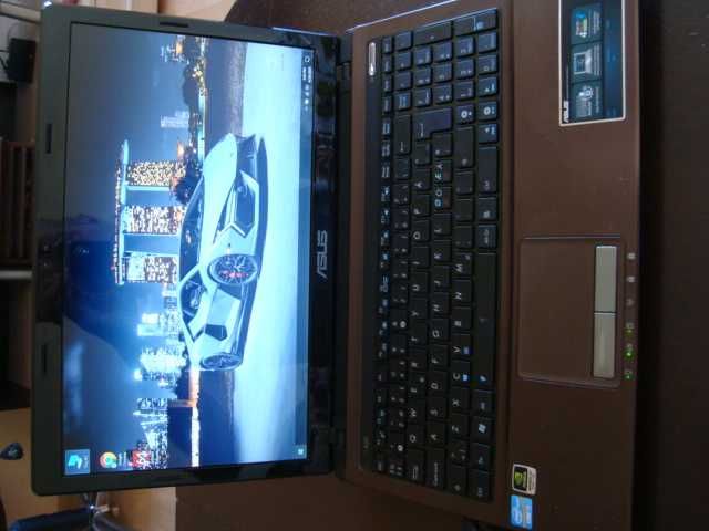 Лаптоп Asus X53S