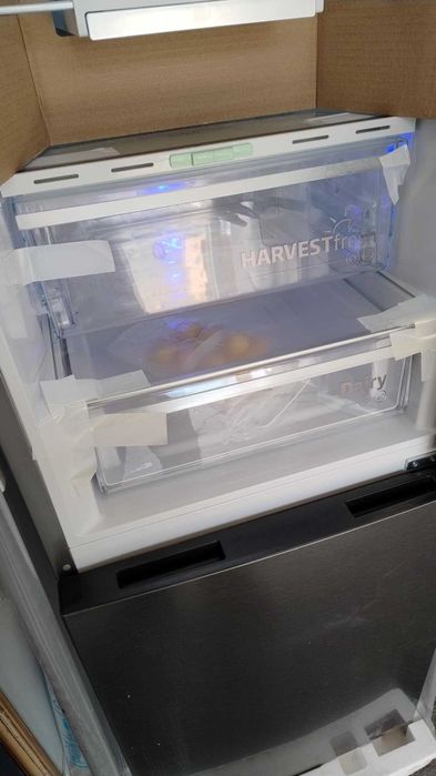 Комбиниран Хладилник с фризер BEKO-БЕКО 203 см Dark Inox AeroFlow™