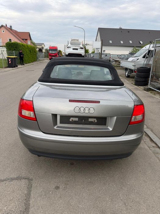 AUDI A4 0 — imagine 4