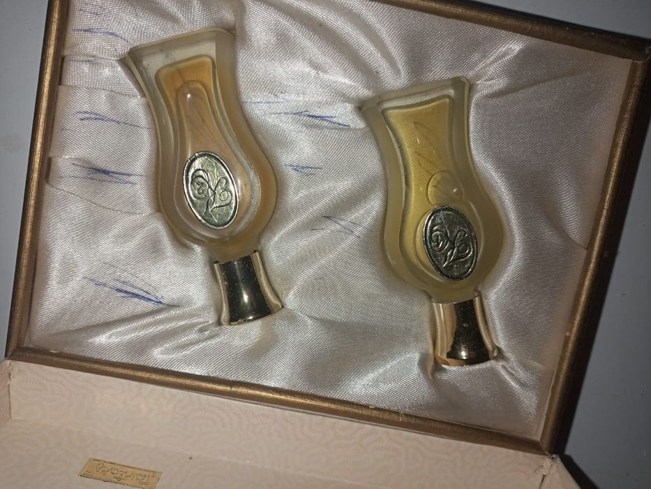 Духи антиквариат.